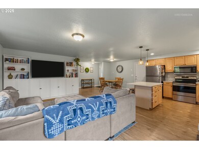 410 SW Ivy Rd, Estacada, OR 97023 - photo 6