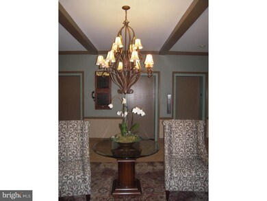 346 E Lancaster Ave unit 406, Wynnewood, PA 19096 - photo 2