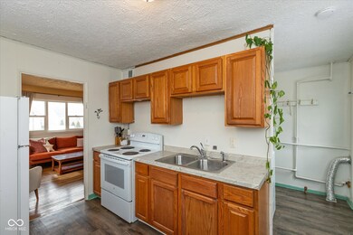 401 N 15th Ave, Beech Grove, IN 46107 - photo 7