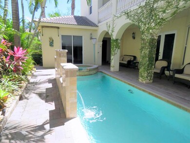 HEATED SALTWATER POOL & SPA