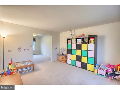 506 W Reeser St, Leesport, PA 19533 - photo 5