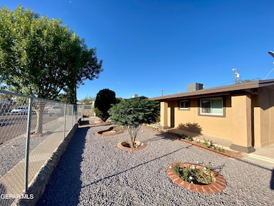 1128 Del Norte St, El Paso, TX 79915 - photo 4