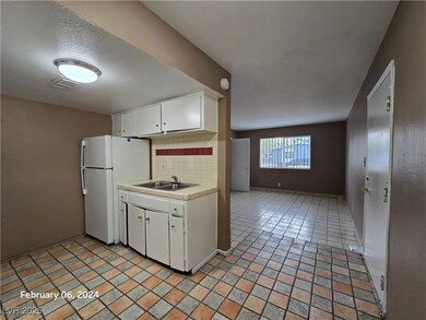 505 Mckellar Cir unit 1, Las Vegas, NV 89119 - photo 5