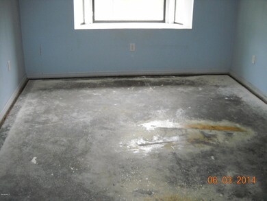 Master bedroom (carpet removed)