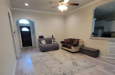 7323 Hoffman St, Houston, TX 77028 - photo 4