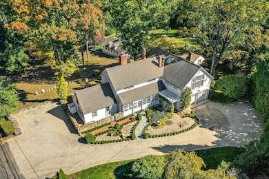 204 Parade Hill Rd, New Canaan, CT 06840 - photo 3