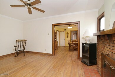 471 Knapp St NE, Grand Rapids, MI 49505 - photo 3
