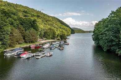 8 Cedar Point Dr, Sherman, CT 06784 - photo 5