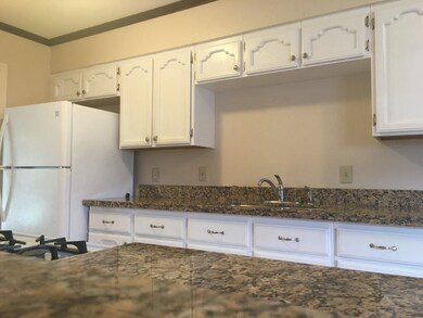 626 Birchwood Ln, Laredo, TX 78041 - photo 5