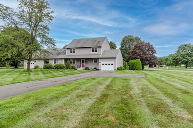 16 Duncan Dr unit B, South Deerfield, MA 01373 - photo 3