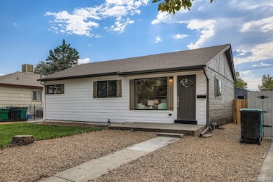 1673 Lansing St, Aurora, CO 80010 - photo 2