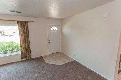 703 crestview new 03