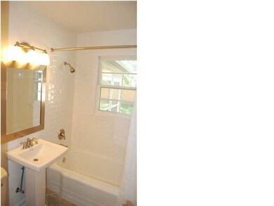 UPSTARIRS FULL BATH ALL REMODELED