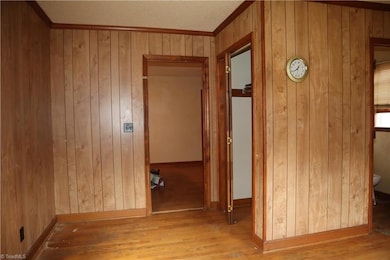 3210 Cumberland Rd, Winston Salem, NC 27105 - photo 7