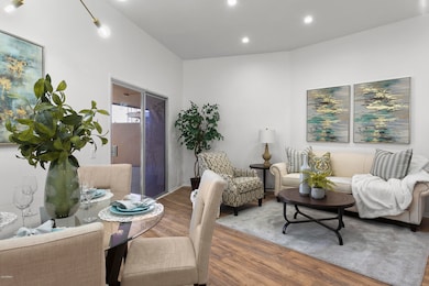 10864WBuccaneerDr009