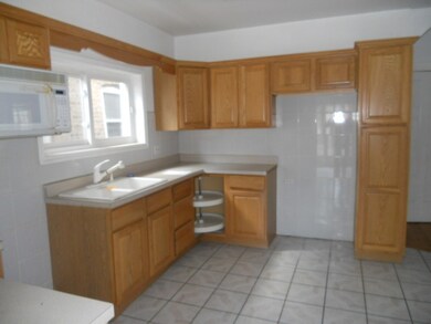 3023 N Lotus Ave, Chicago, IL 60641 - photo 2