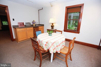 1806 Valley Forge Rd, Norristown, PA 19403 - photo 3