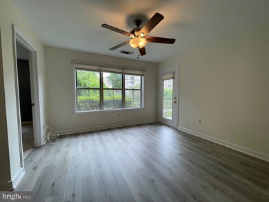 2320 Falls Gable Ln unit O, Baltimore, MD 21209 - photo 3