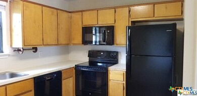 104 Horseshoe Dr unit B, Copperas Cove, TX 76522 - photo 3