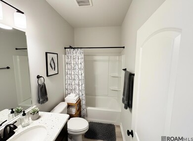 1506 W Cypress St, Gonzales, LA 70737 - photo 7