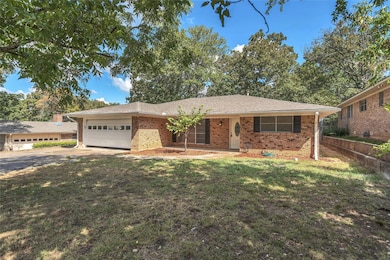 1335 Crestview Dr, Denison, TX 75020 - photo 2
