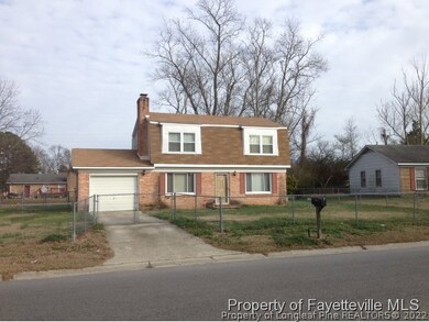 605 Rock Spring Rd, Fayetteville, NC 28314 - photo 2