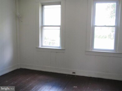 3220 Kingsley St, Baltimore, MD 21229 - photo 2