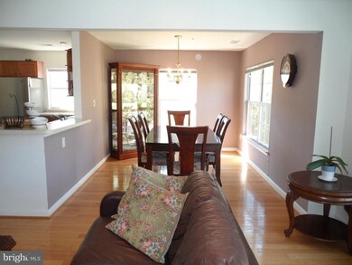 162 Kendrick Place unit 32, Gaithersburg, MD 20878 - photo 3