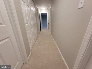 361 Buckingham Cir, Harleysville, PA 19438 - photo 2