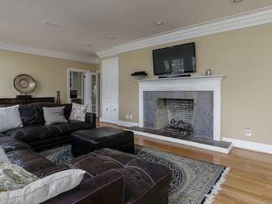 2500 N Edgewater Dr, Fayetteville, NC 28303 - photo 5