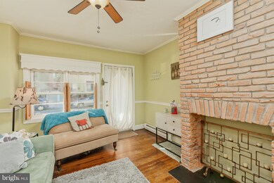 209 E 6th St, Frederick, MD 21701 - photo 6