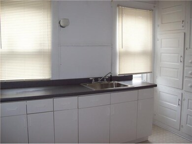 Kitchen Lower