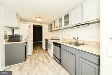 11809 Breton Ct unit 1, Reston, VA 20191 - photo 7