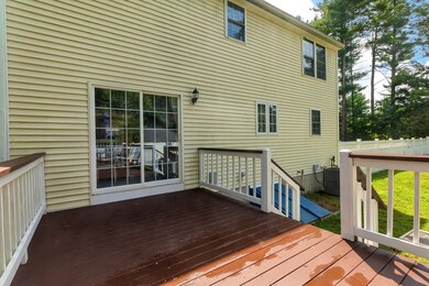 27 Simpson Mill Rd, Pelham, NH 03076 - photo 5