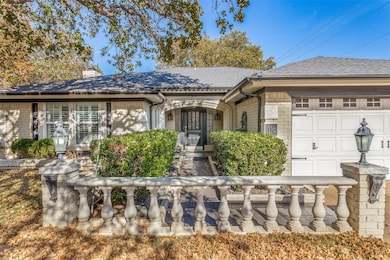 116 Montreal Dr, Hurst, TX 76054 - photo 3