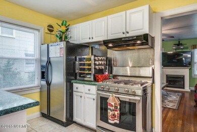 729 Cedarbrook kitchen 3