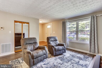 12038 Winding Creek Way, Germantown, MD 20874 - photo 4