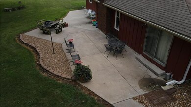 905 Wesley Cir, Raymore, MO 64083 - photo 4