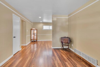 889 Jerry Ln, Bedford, TX 76022 - photo 5