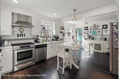 24 Saint Nicholas Place, Red Bank, NJ 07701 - photo 3