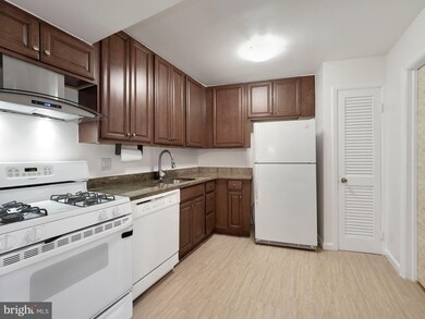 2505 Baltimore Rd unit 2, Rockville, MD 20853 - photo 6