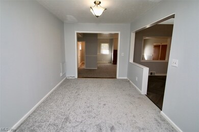 5398 Bartlett Rd, Bedford, OH 44146 - photo 5