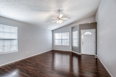 RE_723 E Appleridge-99