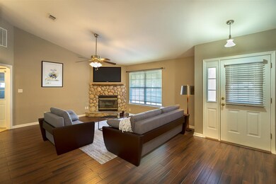 90 Shadow Oak Cir, Crawfordville, FL 32327 - photo 3