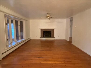 84 Sheffield Rd, Cranston, RI 02920 - photo 4