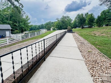 125 Shenandoah Loop, Troutman, NC 28166 - photo 4