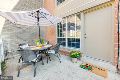 1967 Kennedy Dr unit 1967, McLean, VA 22102 - photo 2