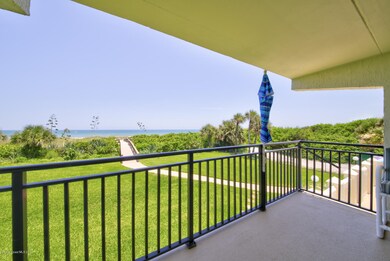 balcony view of beach access