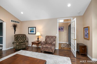 1517 Heathfield Dr NE, Grand Rapids, MI 49505 - photo 5