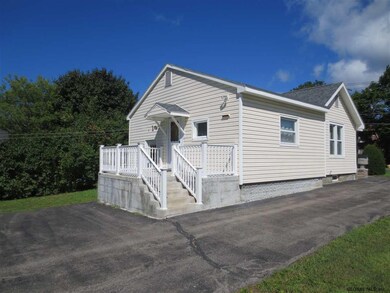 15 Worden Rd, Schenectady, NY 12302 - photo 2